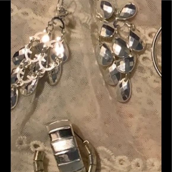 8 pair silver earrings WOW DEAL - Picture 5 of 7